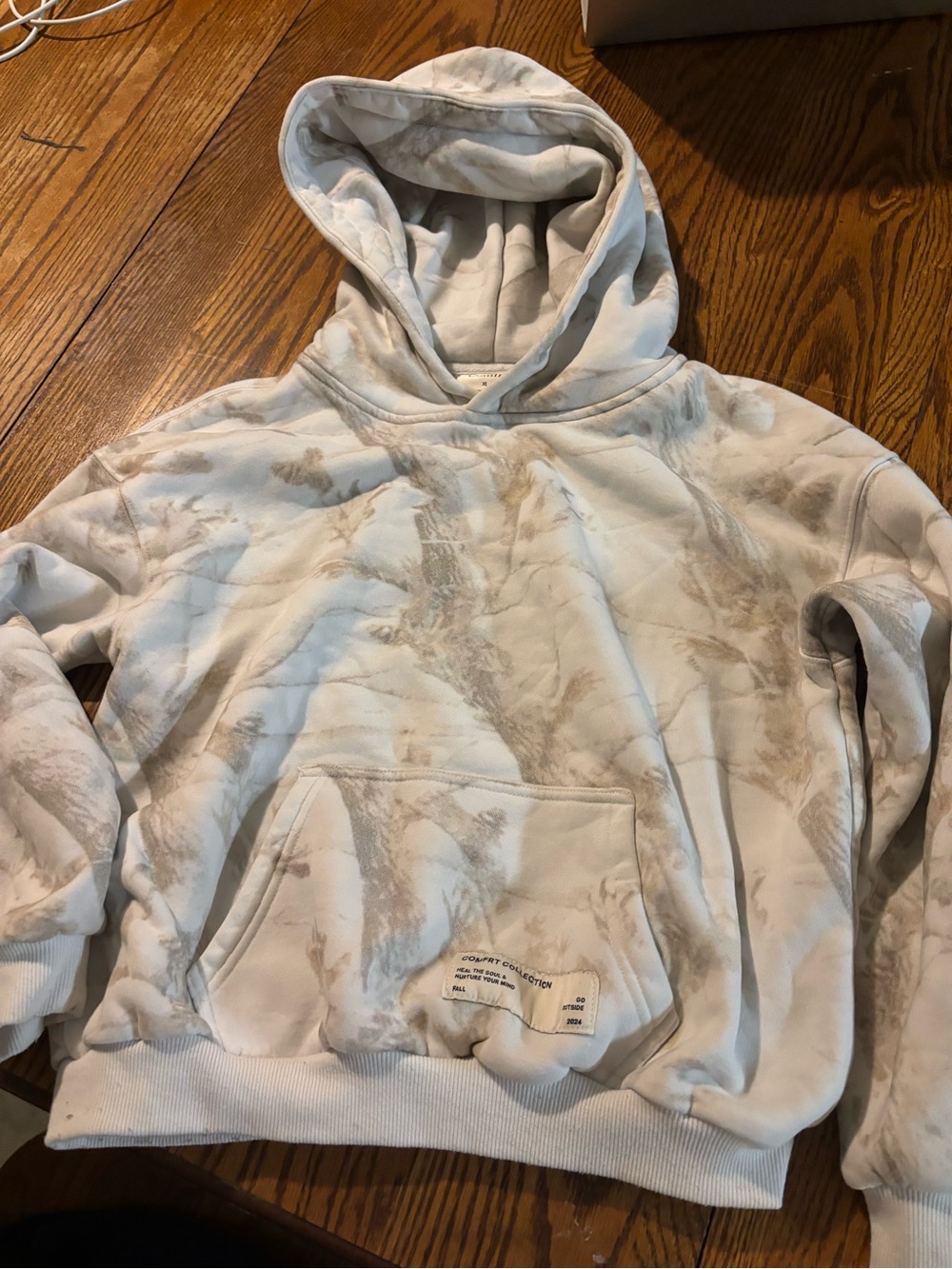 White camo youth xl comfrt hoodie